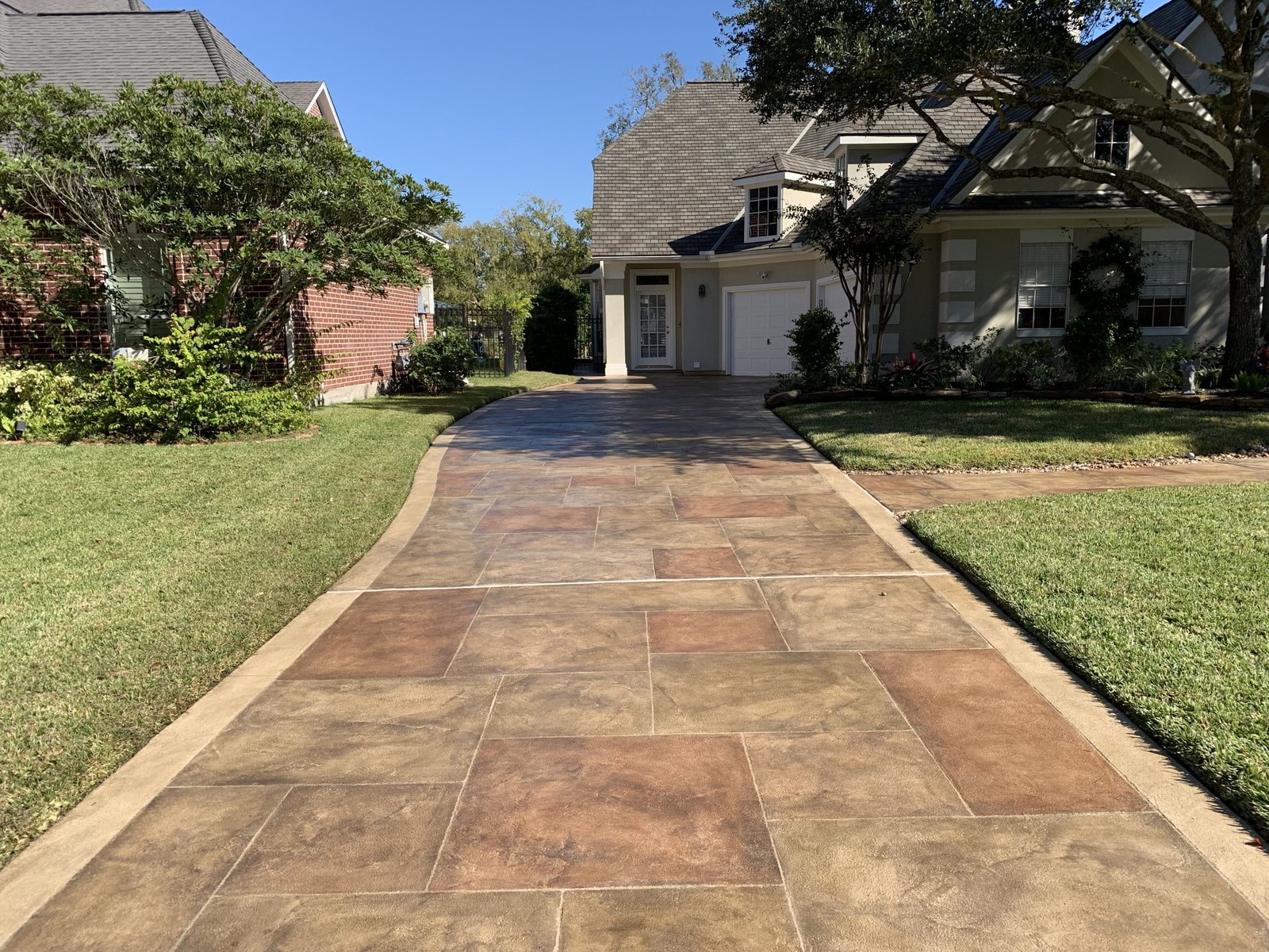 Decorative concrete driveway resurfacing in Frisco TX