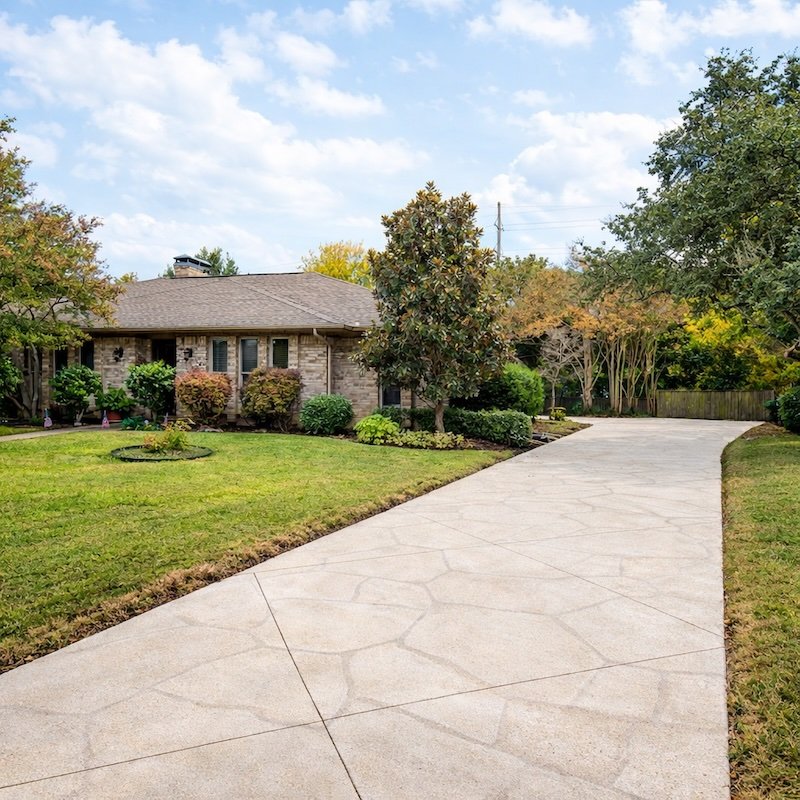Pool deck resurfacing in Frisco TX